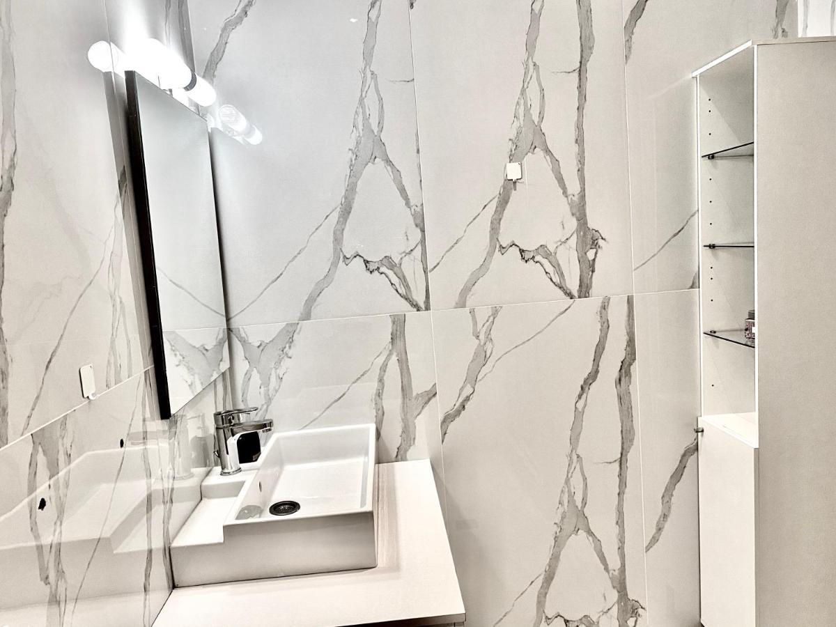 Apartment Beachfront Suita. The Luxury Suites Thessaloniki