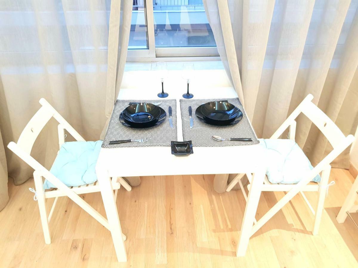 Beachfront Suita. The Luxury Suites Apartment Thessaloniki